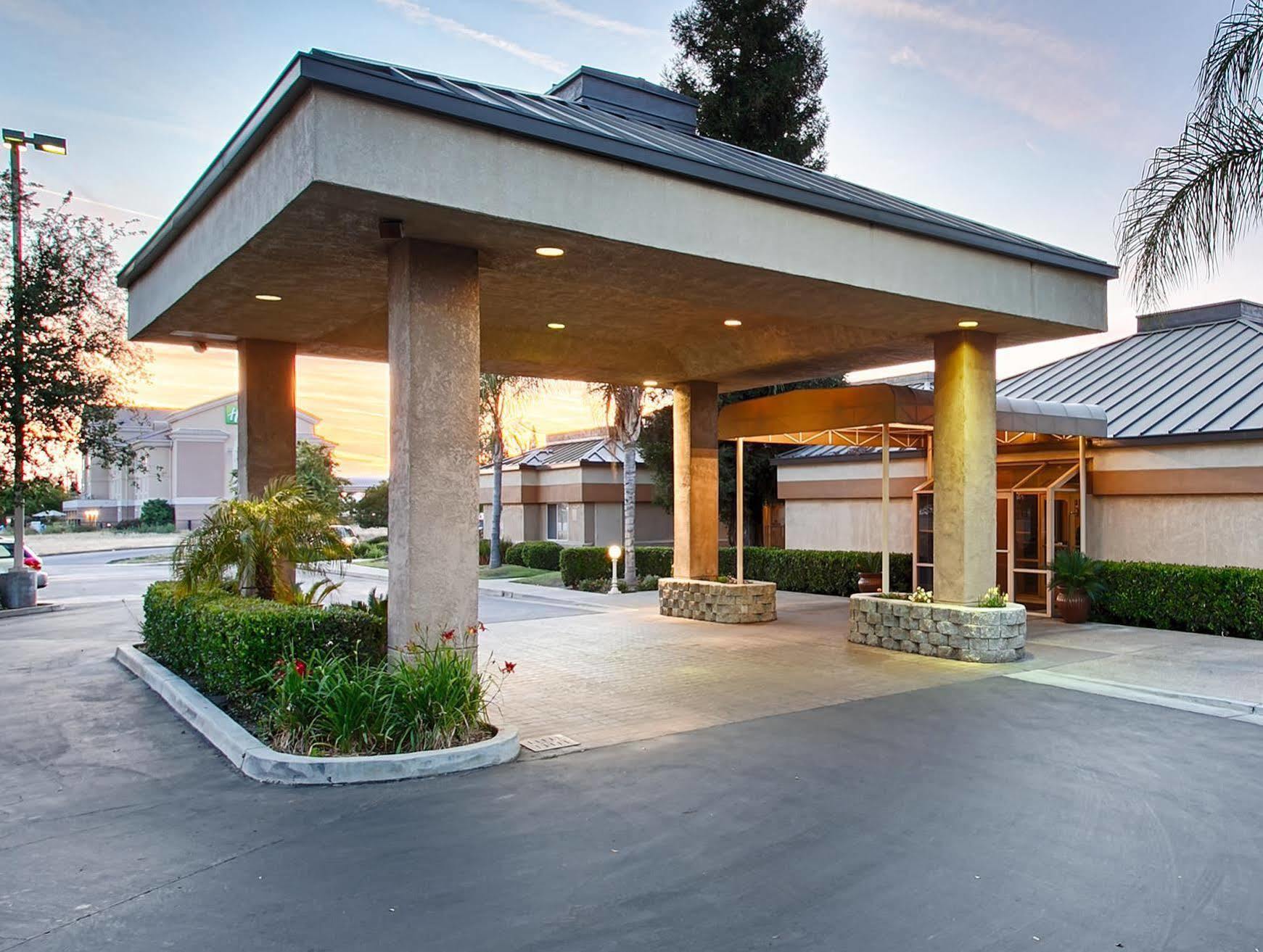Best Western Porterville Inn Exterior photo